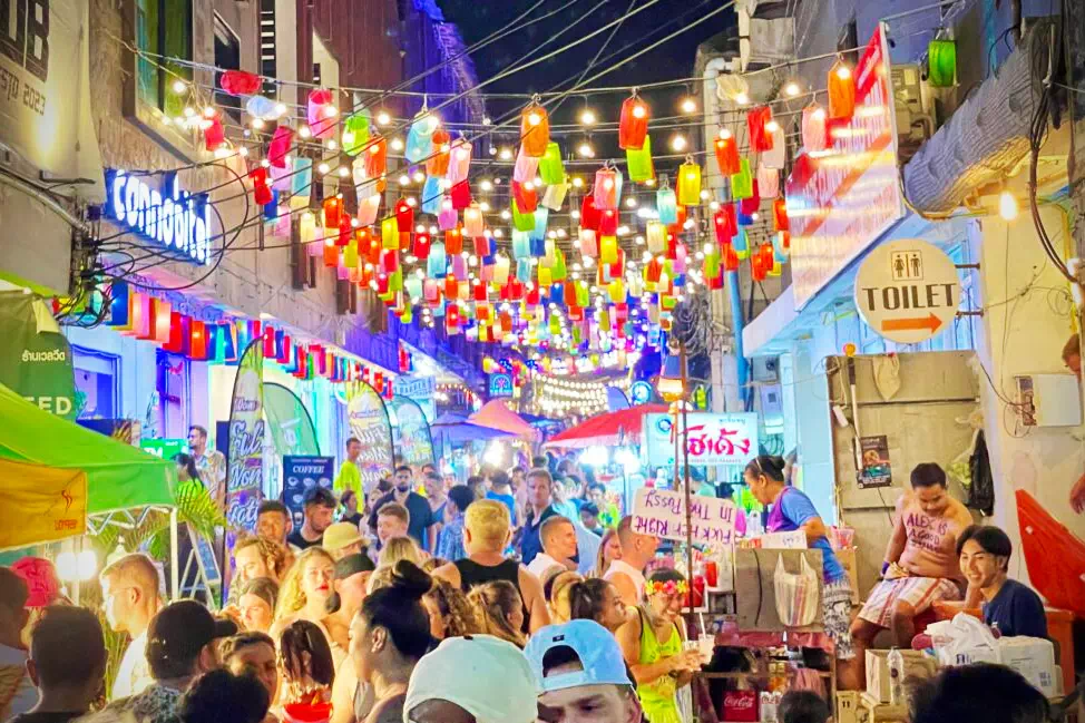 People dancing at the Full Moon Party